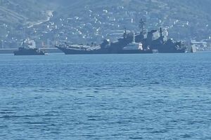 У ніч на 4 серпня у Чорному морі підбили російський десантний корабель "Оленегорский горняк"