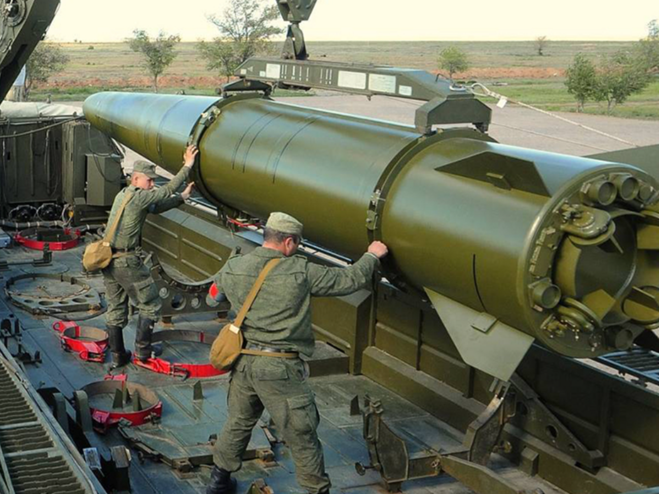 Воздушные силы заявили о ракетной атаке Украины с территории Беларуси, подробностей пока нет
