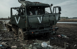 Оккупационные российские войска потеряли убитыми и ранеными в Украине не менее 15 тыс. десантников, подсчитали в британской разведке