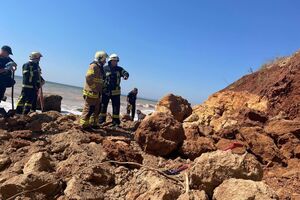 В Одесской области 10-летний ребенок погиб из-за оползня на побережье