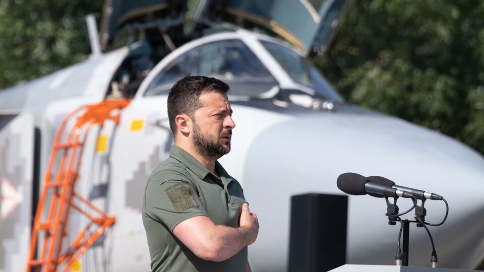 Україна щодня працює над тим, щоб створити "надійний повітряний щит" України, заявив Зеленський