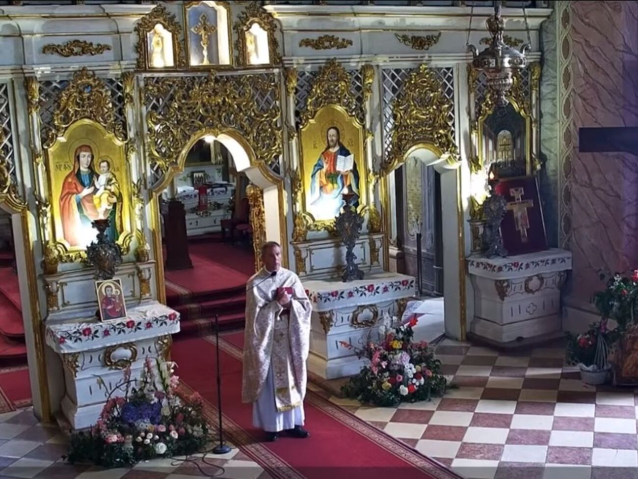 Журналістка обурилася через проповідь священника