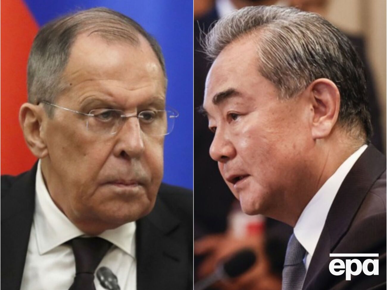 Ван И (справа) 7 августа провел телефонный разговор с Лавровым