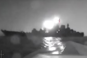 "Оленегорский горняк" в результате повреждений может не дойти до места дислокации, откуда был переброшен в Черное море для участия в войне, убежден Плетенчук