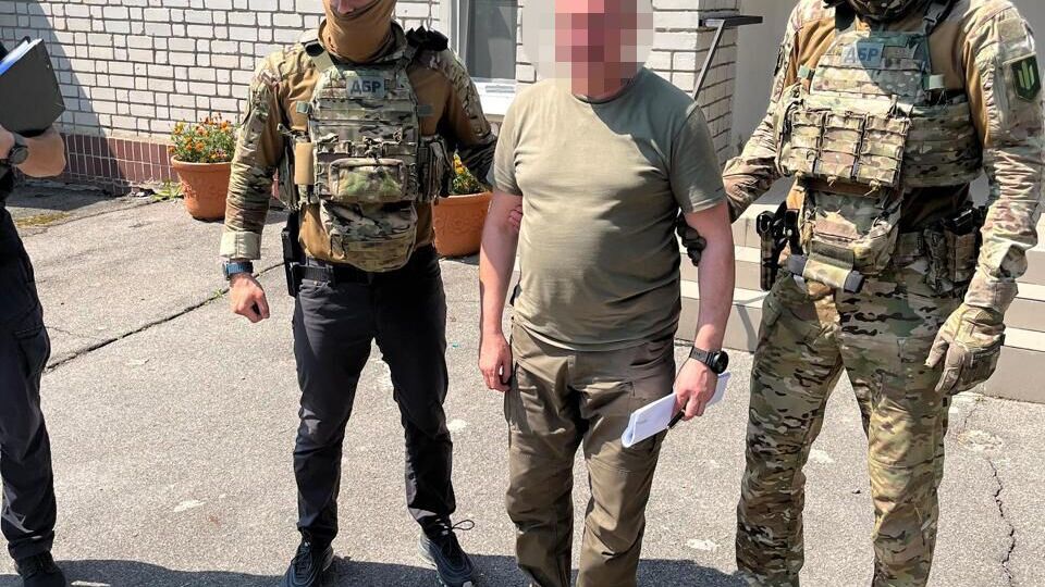 По данным ГБР, руководитель военкомата устраивал на работу в ТЦК и СП представителей местного криминалитета