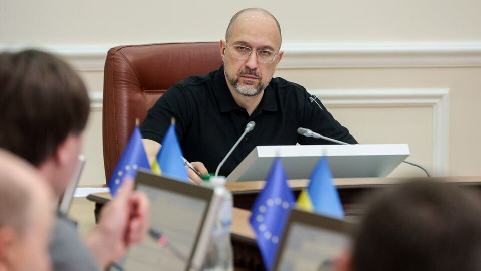 Украина готовится ко всем возможным сценариям развития событий зимой, чтобы избежать худших, отметил Шмыгаль