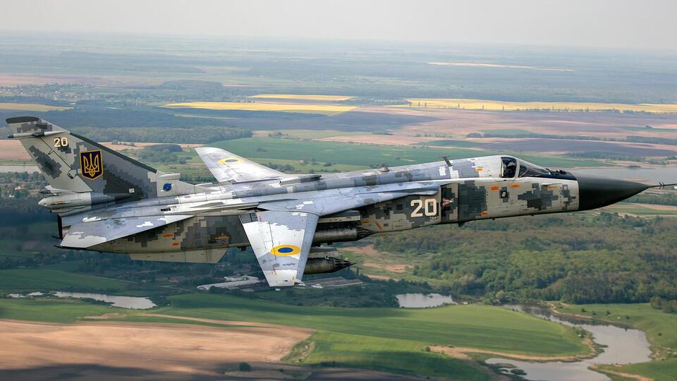 Украина усиленно оберегает свои Су-24, переоборудованные под западные крылатые ракеты, от ударов РФ