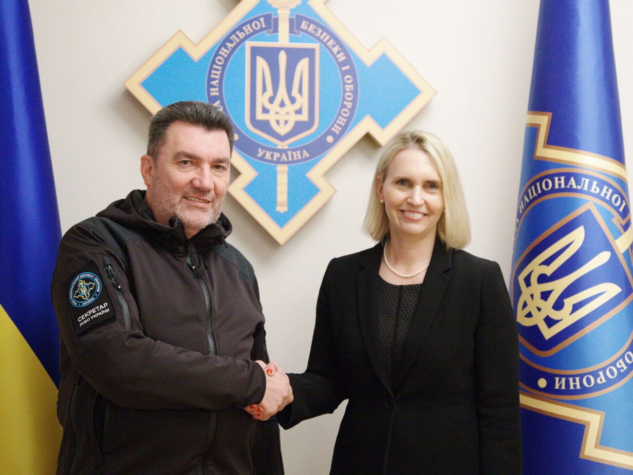 Бринк и Данилов обсудили предоставление Украине возможностей для защиты от атак РФ