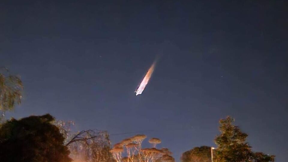 Местные жители ошибочно приняли обломки ракеты за метеор