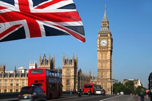 Под санкции Великобритании попали 25 физлиц и юрлиц
