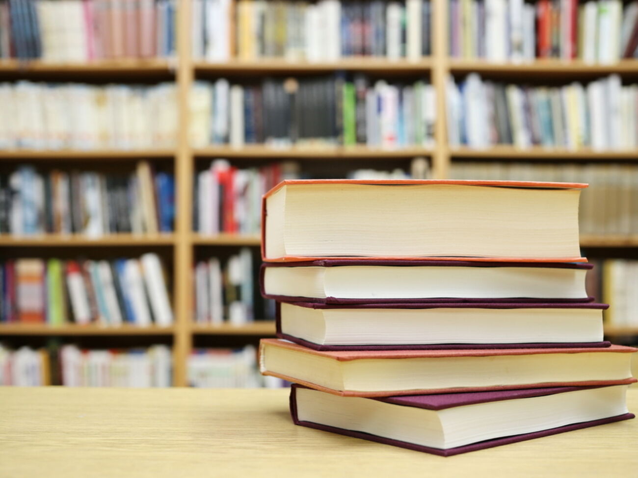 В Украине зарегистрировано 353 книжных магазина