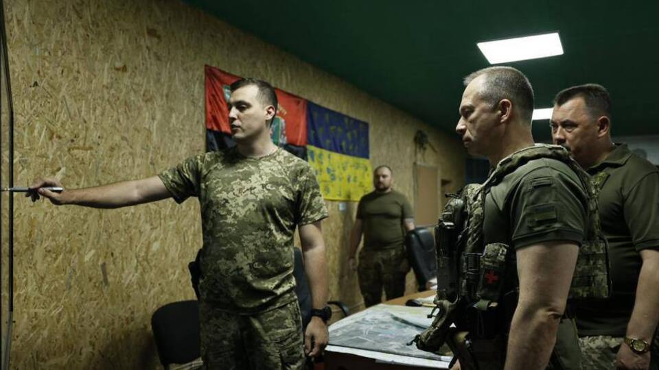 Сырский подчеркнул значительную роль командиров в войне против РФ