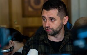 Зеленський із самого початку казав, що "Слуга народу" має "пройти період самоочищення", зазначив Арахамія (на фото)