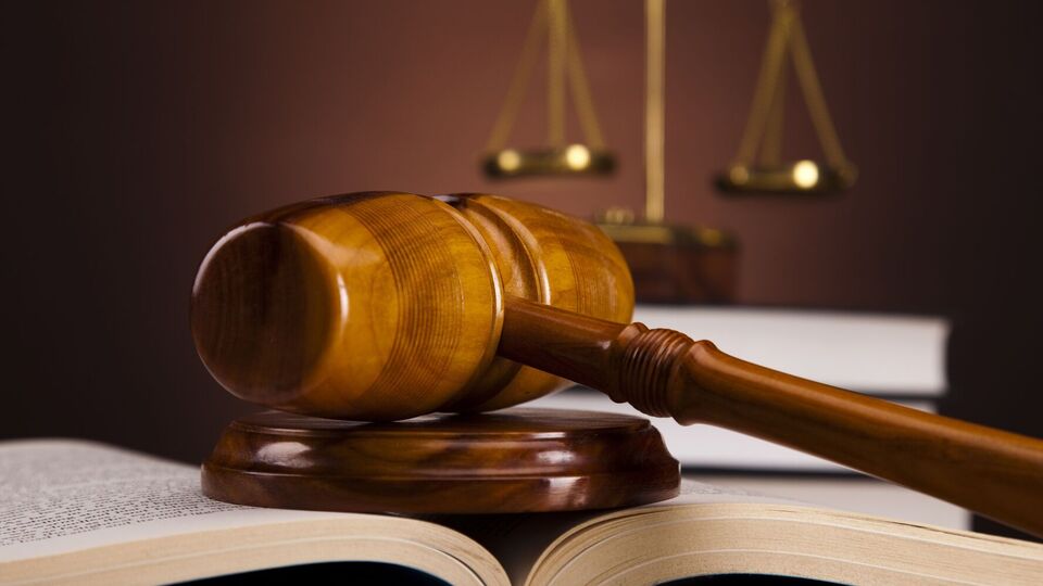 Суд визнав бойовика винним за двома статтями Кримінального кодексу