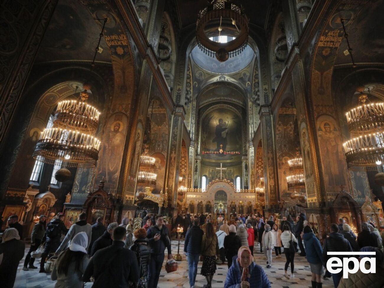 ПЦУ с сегодняшнего дня перешла на новоюлианский календарь