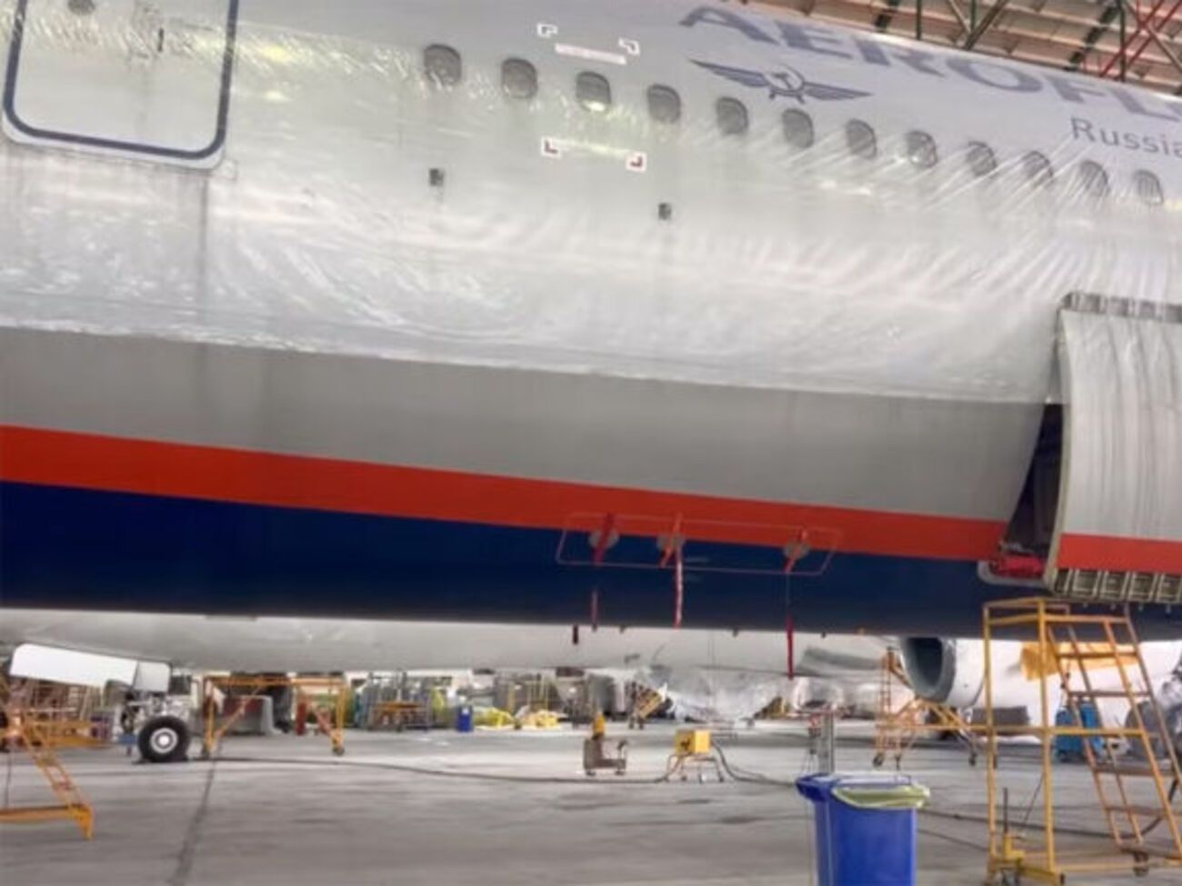 Я бы не рискнул садиться в самолет, запчасти для которого делают в каком-то иранском гараже. Но у россиян нет выбора. Падения самолетов в России – вопрос лишь времени