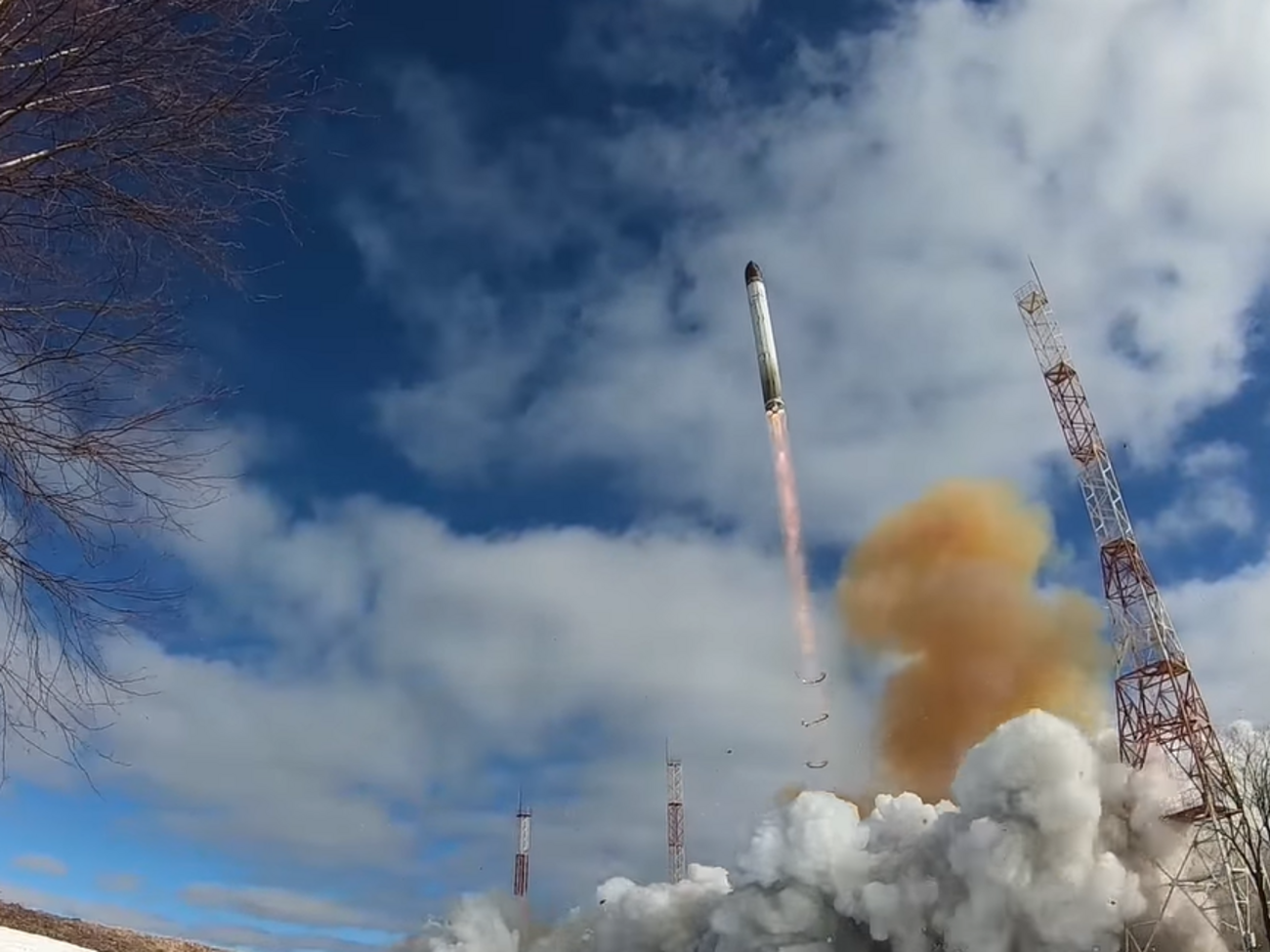 У "Роскосмосі" стверджують, що нарешті поставили комплекс "Сармат" на бойове чергування після багатьох років обіцянок