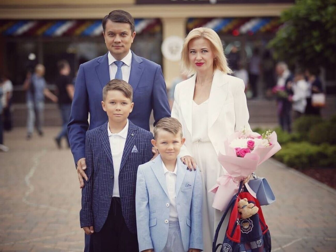 Младший сын Разумкова также стал школьником и пошел в первый класс