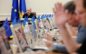 Кабмин утвердил типовую образовательную программу для украинских детей за границей, отметил Шмыгаль