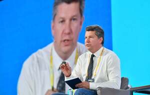 Карандеев сообщил, что до 2022 года управлял автомобилем тестя крайне редко, а после начала широкомасштабной войны – пользуется постоянно