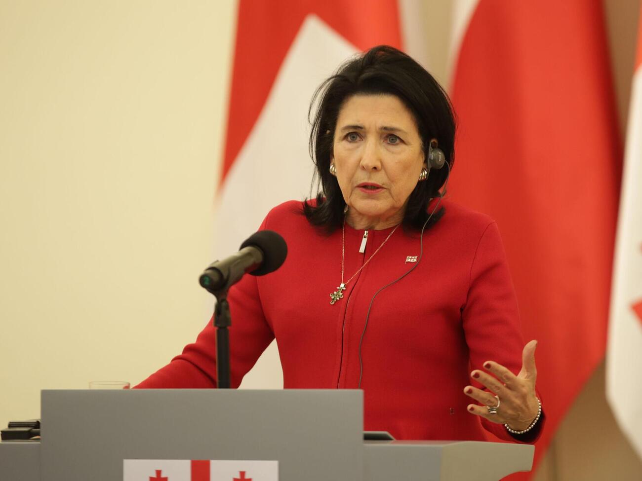 Для отстранения Зурабишвили "Грузинской мечте" не хватает голосов