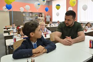 Новий навчальний рік розпочало понад 3,7 млн українських дітей, зазначив Зеленський