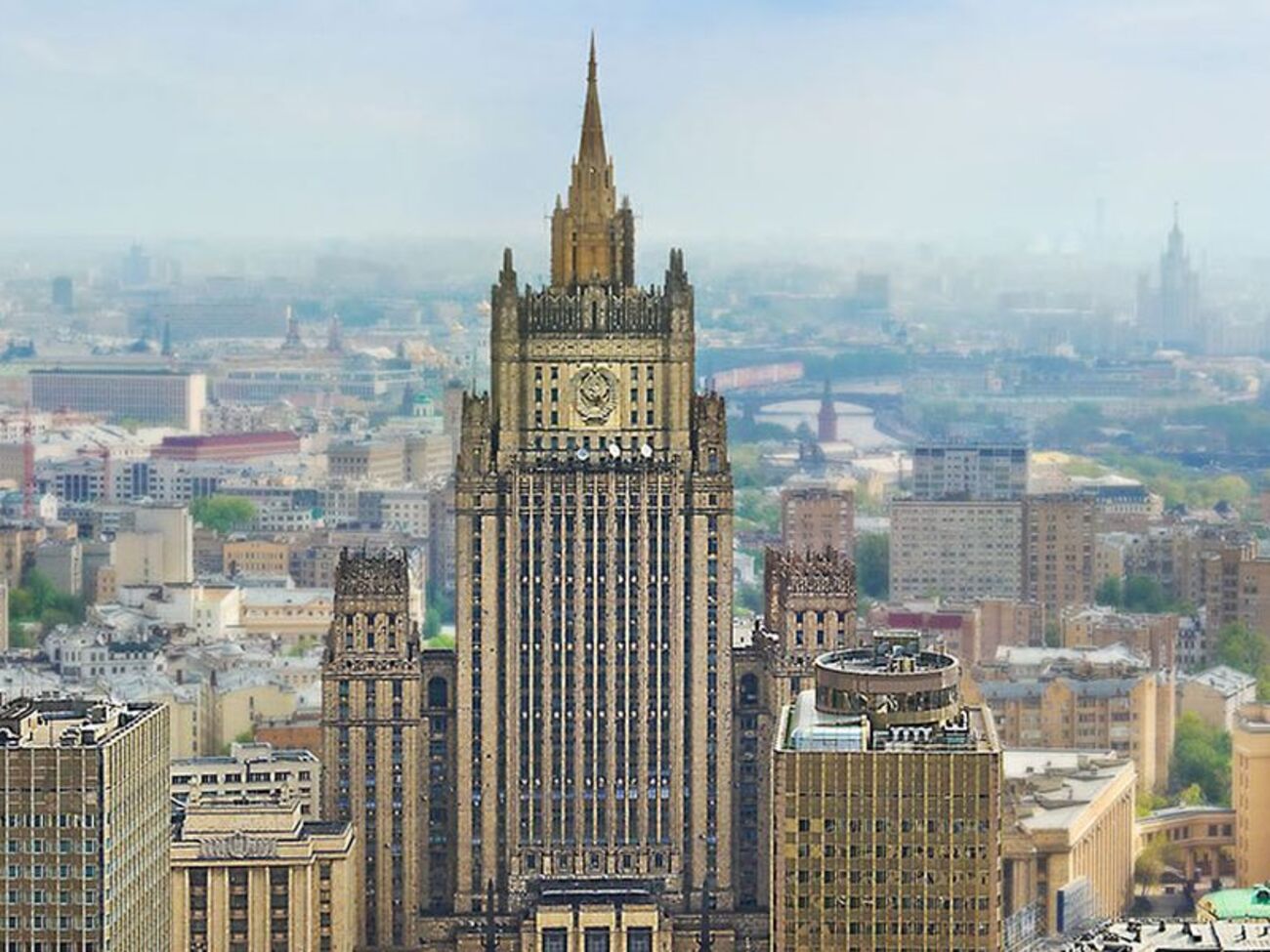 У МЗС РФ викликали вірменського посла