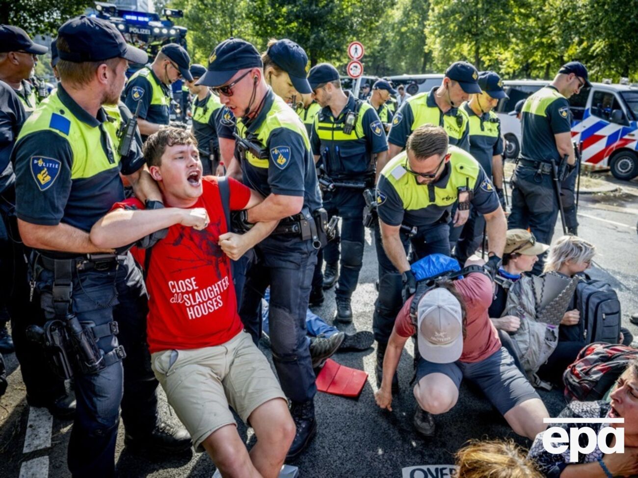 Активісти обіцяють блокувати магістраль доти, доки не виконають їхніх вимог