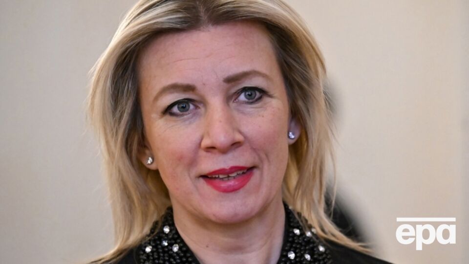 Захарова вимагає вибачень у Парижа