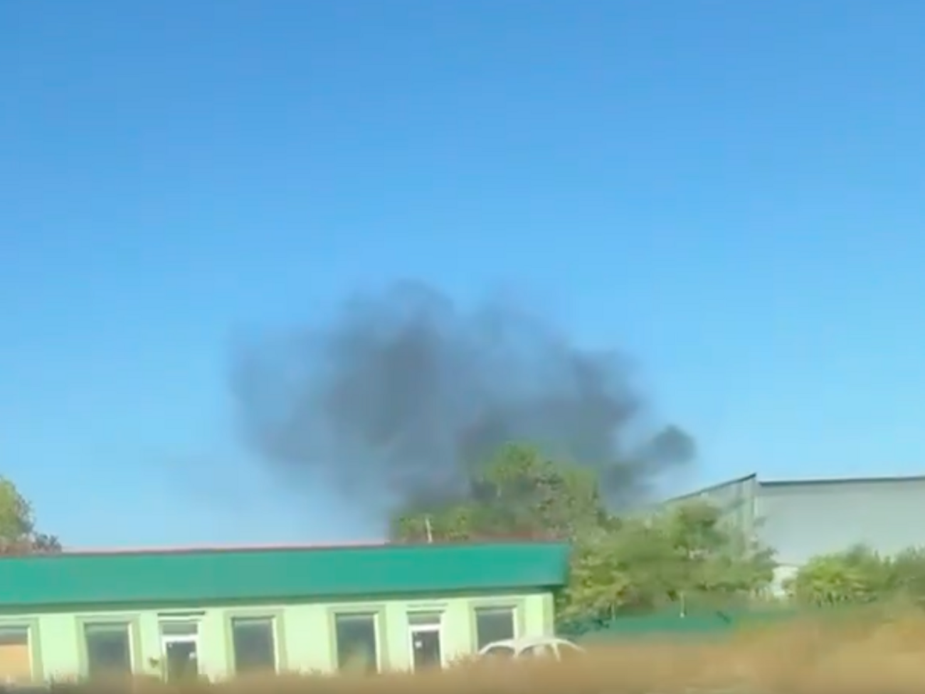 Советник мэра Мариуполя опубликовал видео пожара