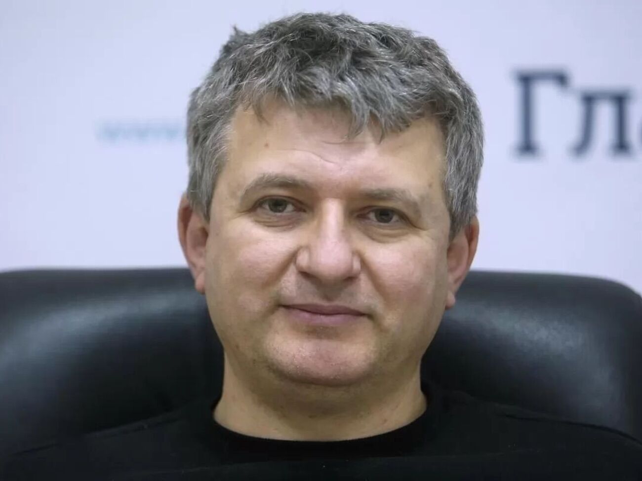 Юрий Романенко: Меньше истерить, а больше, сцепив зубы, преследовать свои интересы. И не париться по поводу того, что кто-то не согласен с нашим мнением