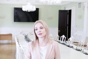 Ярова до початку російської агресії допомагала дітям, а з 2014 року зайнялася військовим волонтерством