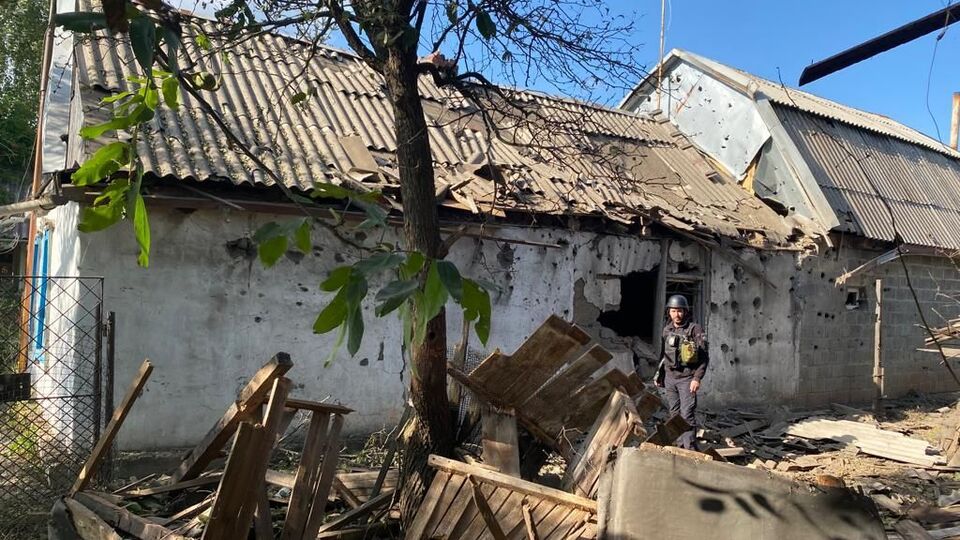 В результате российских обстрелов Донецкой области повреждены дома местных жителей