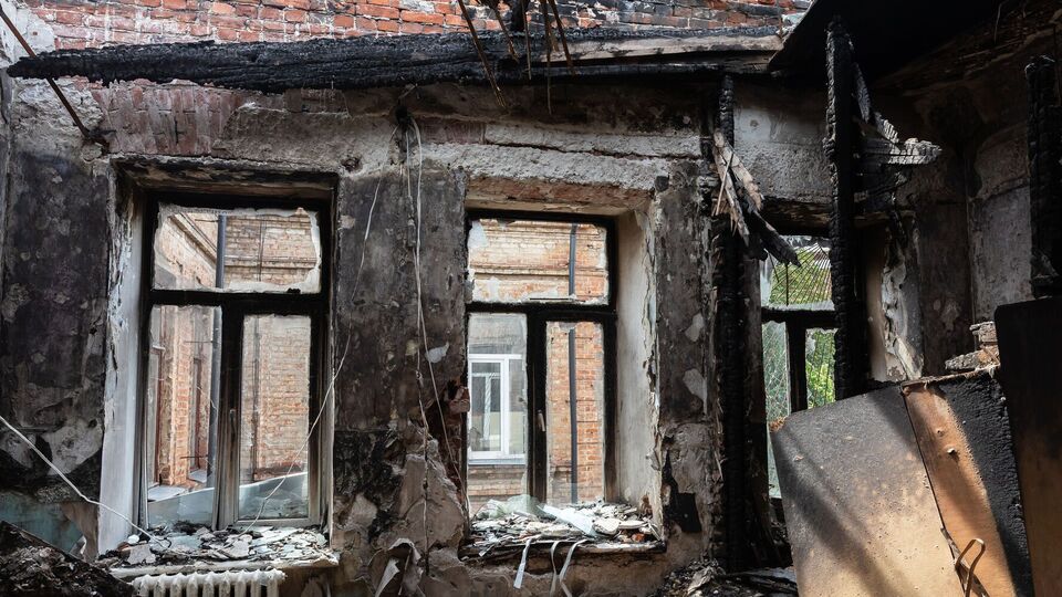 Окупанти й далі знищують цивільну інфраструктуру України