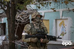 Через Мариуполь оккупанты везут бронетехнику, сообщил Андрющенко