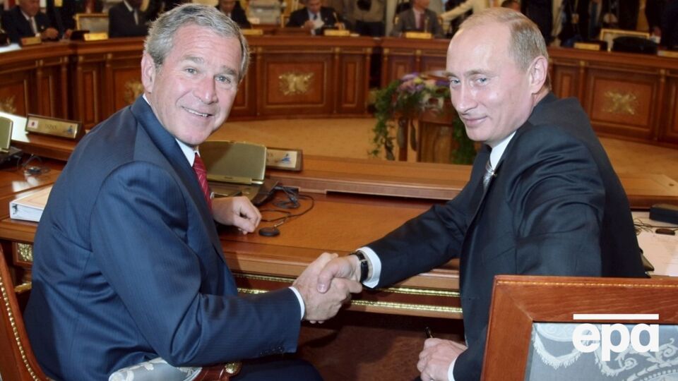 Буш-младший и Путин ужинали на полях саммита G8 в Санкт-Петербурге в 2006 году