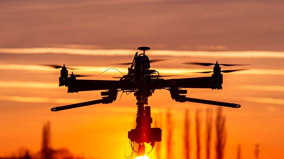 За словами Павленка, більшість іноземних експертів до 2022 року не уявляли, наскільки значну роль дрони відіграють у сучасній війні