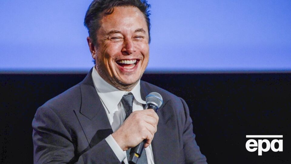 Маск, по новой версии, ждал приказа от Байдена, чтобы включить Starlink возле Крыма