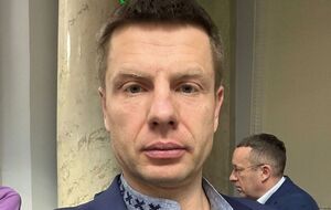 Гончаренко о сыне: В 17 лет учиться в одном из лучших университетов Европы – это очень круто