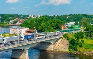 В МИД Эстонии заявили, что не позволят гражданам государства-агрессора "пользоваться благами свободы и демократии"