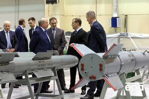 Виробництво ракет стало знову "набирати обертів" у РФ наприкінці 2022 року, пишуть ЗМІ