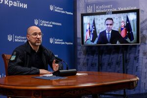 Украина рассчитывает на поддержку Словакии зимой в части импорта электроэнергии, отметил Шмыгаль в ходе беседы с Одором