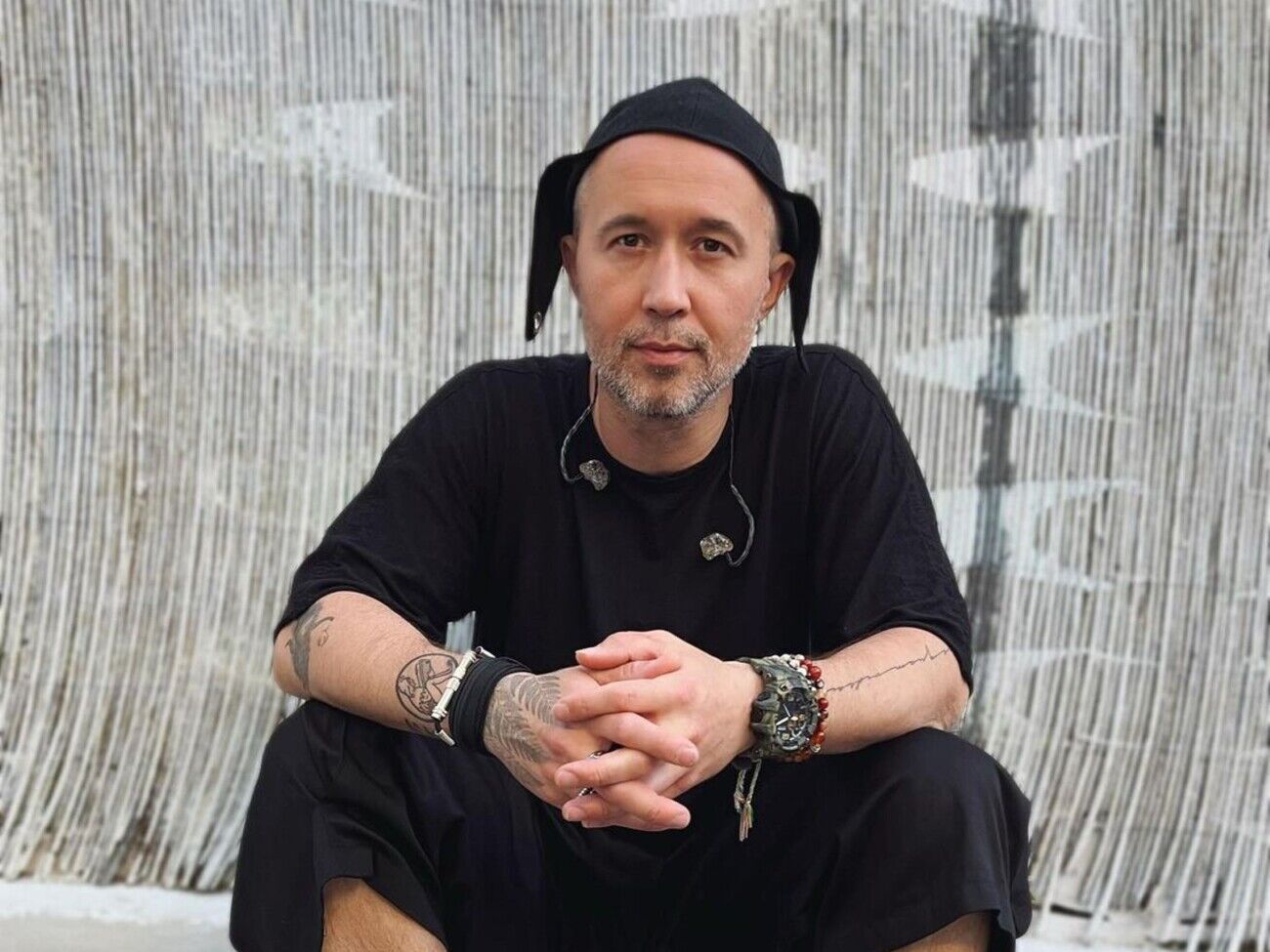 Бабкин выпустил "Зраду" после того, как стало известно, что организацией его концертов за границей занимаются компании, связанные с россиянами