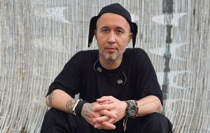 Бабкин выпустил "Зраду" после того, как стало известно, что организацией его концертов за границей занимаются компании, связанные с россиянами