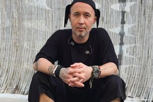 Бабкин выпустил "Зраду" после того, как стало известно, что организацией его концертов за границей занимаются компании, связанные с россиянами