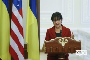 Прицкер (на фото) имеет "глубокие родственные связи" с Украиной, отметил Байден