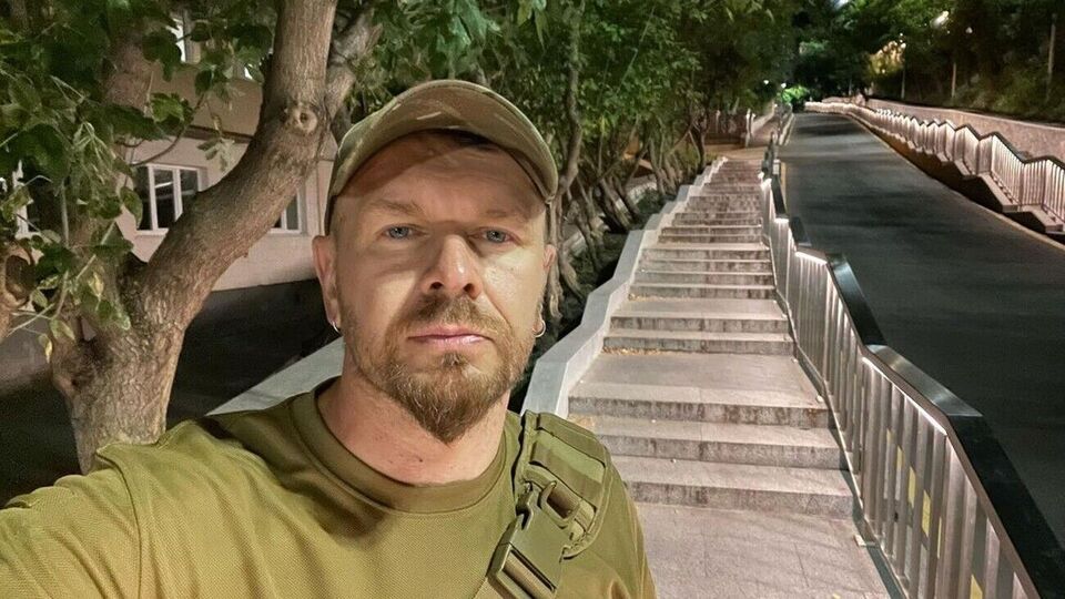 Положинський: Розбили скло в автомобілі. Очевидно, у комендантську годину чи перед нею