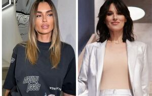 По словам Ефросининой, она почти не общается со своей младшей сестрой