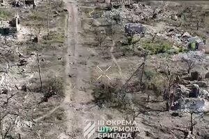 В результате молниеносной операции российский гарнизон Андреевки был окружен, отрезан от основных сил и уничтожен, рассказали в 3-й отдельной штурмовой бригаде ВСУ