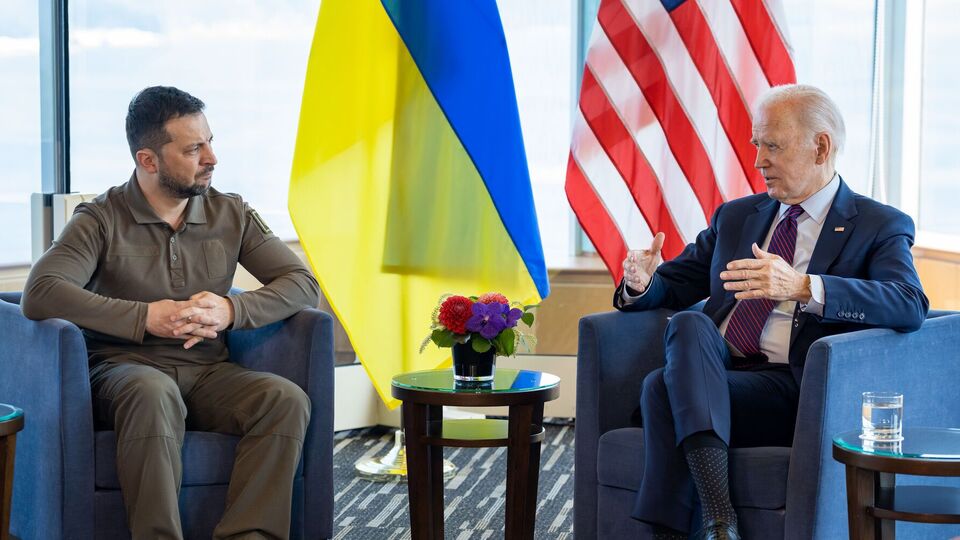 Последний раз Байден и Зеленский виделись на полях саммита НАТО в Вильнюсе 12 июля
